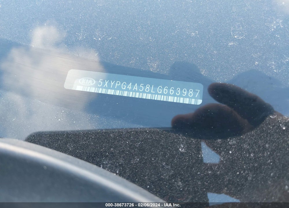 2020 KIA SORENTO 3.3L LX VIN: 5XYPG4A58LG663987