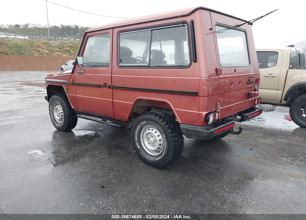 1988 MERCEDES-BENZ 300GD VIN: WDB46033227054603