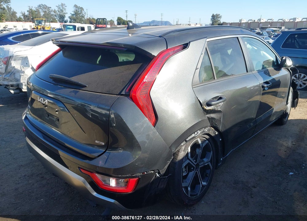 2023 KIA NIRO EX TOURING VIN: KNDCR3LE2P5042968