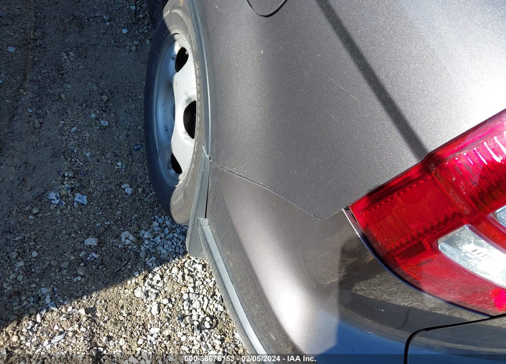 2010 HONDA CR-V LX VIN: 5J6RE4H3XAL045746