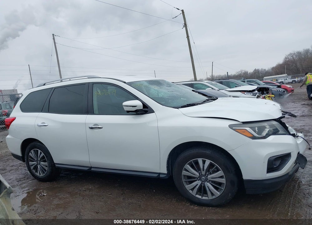 2019 NISSAN PATHFINDER SL VIN: 5N1DR2MN1KC611452