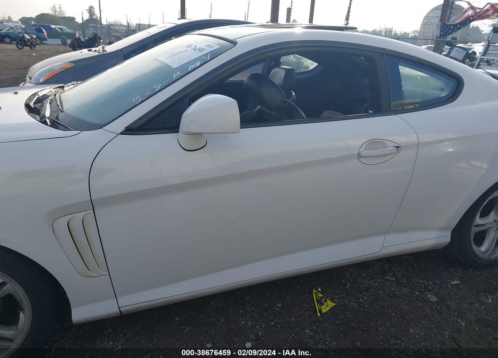 2004 HYUNDAI TIBURON GT V6/GT V6 SPECIAL EDITION VIN: KMHHN65F54U112839