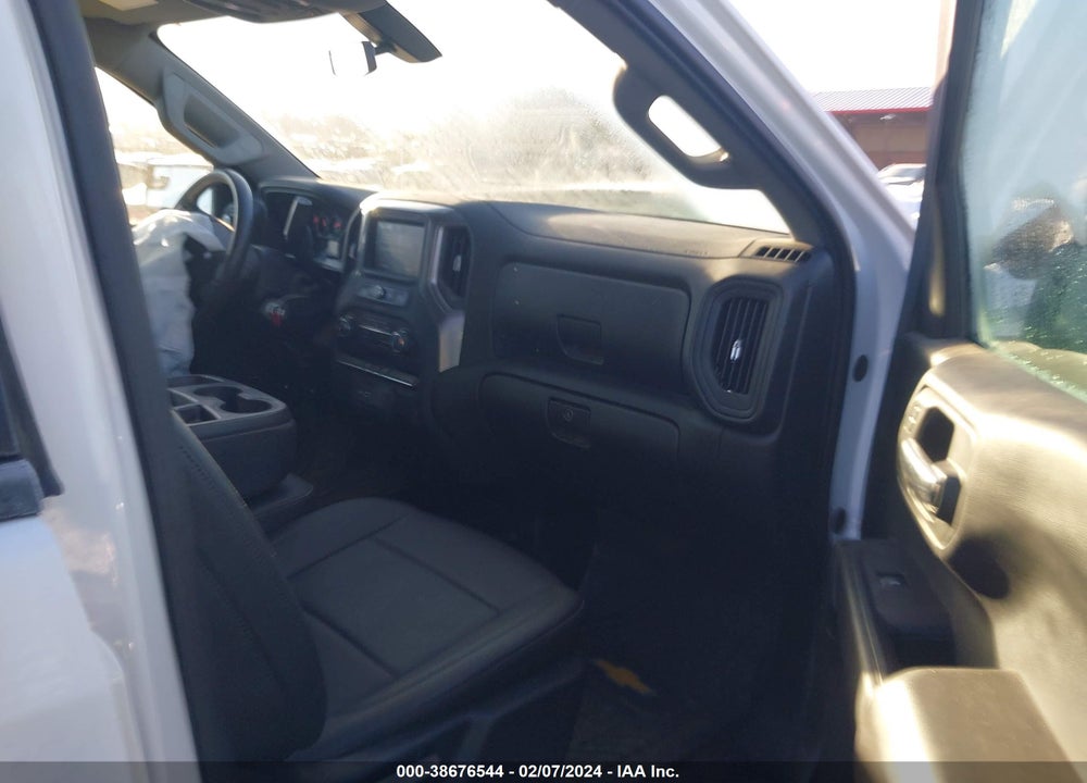 2021 CHEVROLET SILVERADO 1500 4WD DOUBLE CAB STANDARD BED WT VIN: 1GCRYAEH2MZ115463