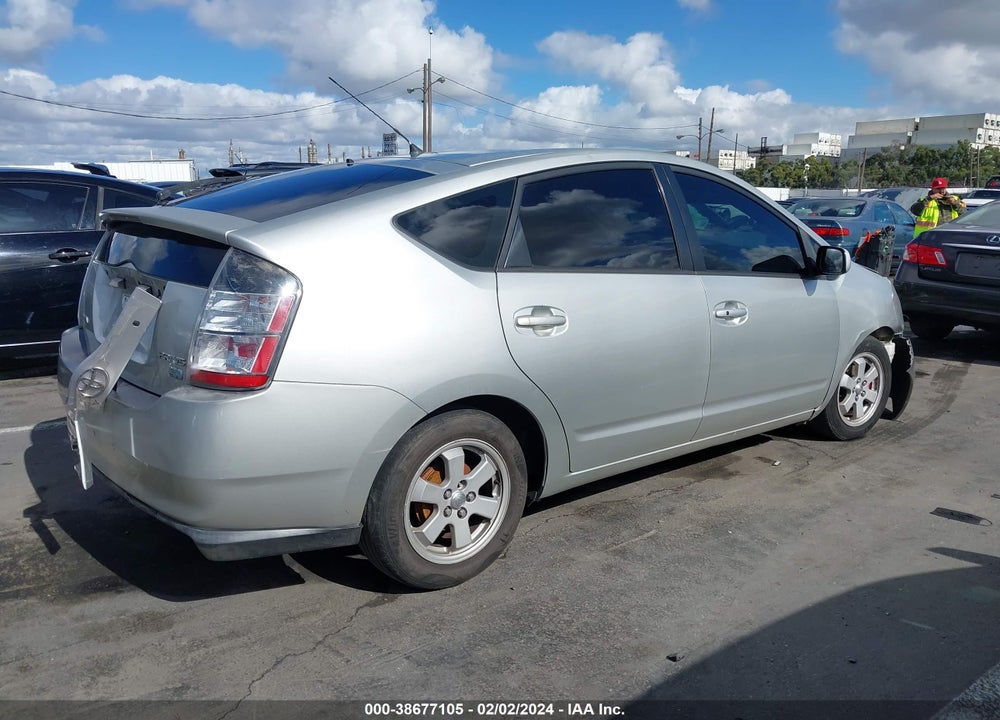 2005 TOYOTA PRIUS VIN: JTDKB20U850126213