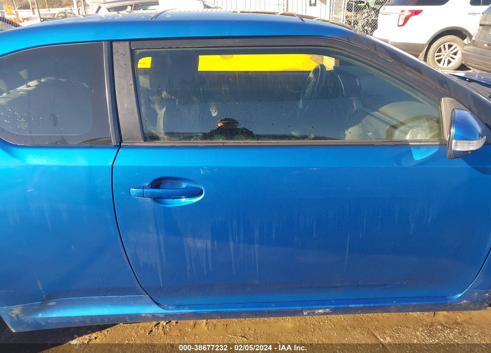 2016 SCION TC VIN: JTKJF5C73GJ020040