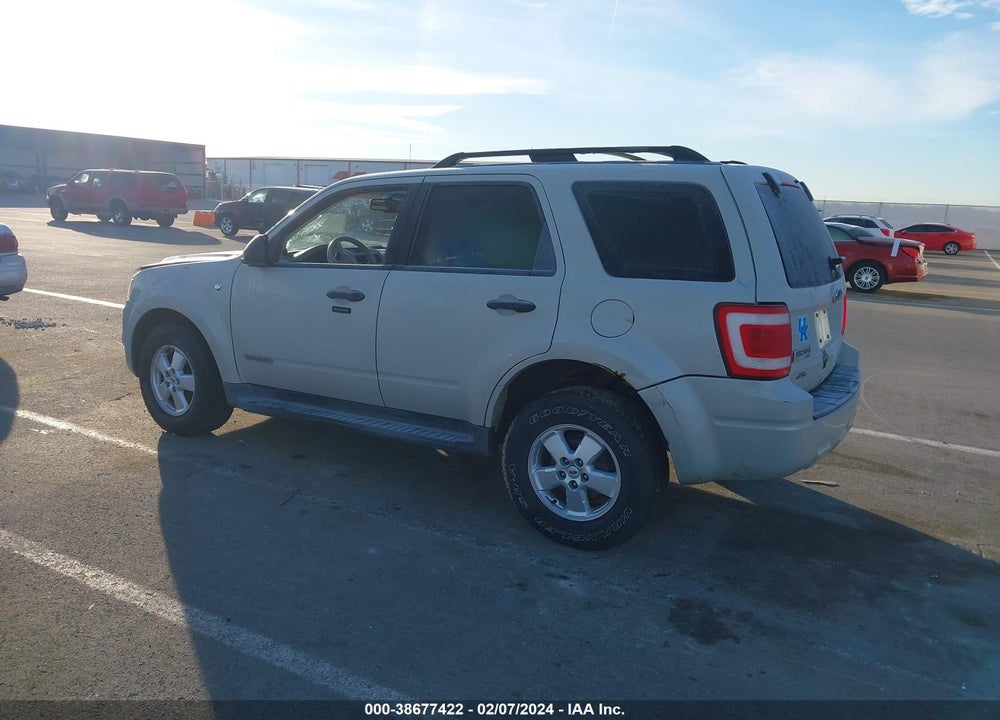 2008 FORD ESCAPE XLT VIN: 1FMCU93158KA34165