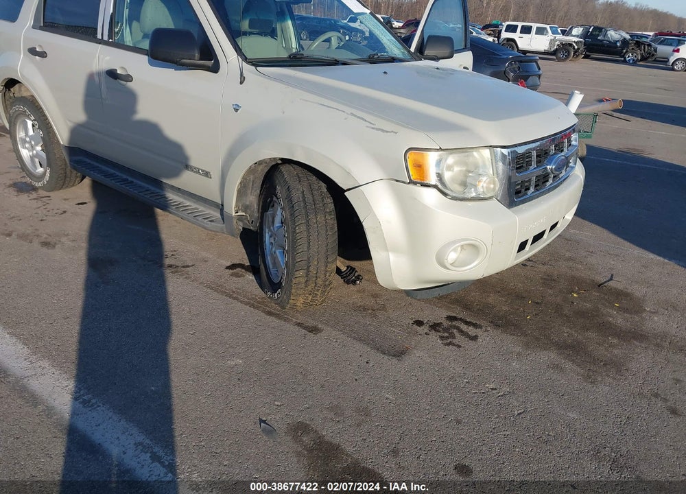 2008 FORD ESCAPE XLT VIN: 1FMCU93158KA34165