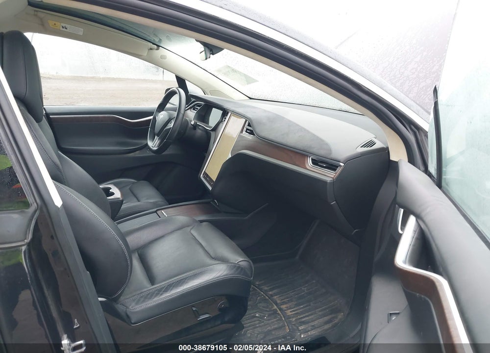 2016 TESLA MODEL X 60D/P100D/P90D VIN: 5YJXCAE47GF001388