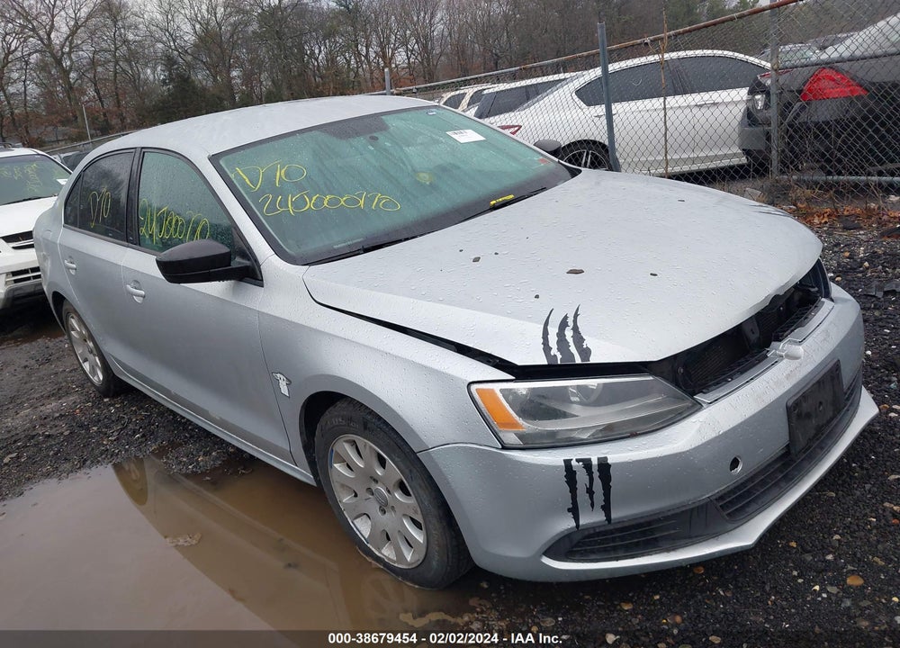 2011 VOLKSWAGEN JETTA 2.0L S VIN: 3VW2K7AJ9BM308221