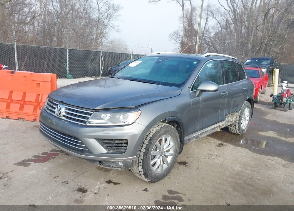 2017 VOLKSWAGEN TOUAREG V6 WOLFSBURG EDITION VIN: WVGRF7BP9HD006887