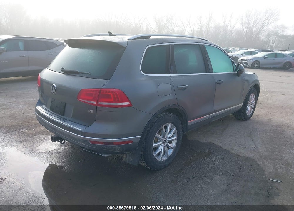 2017 VOLKSWAGEN TOUAREG V6 WOLFSBURG EDITION VIN: WVGRF7BP9HD006887