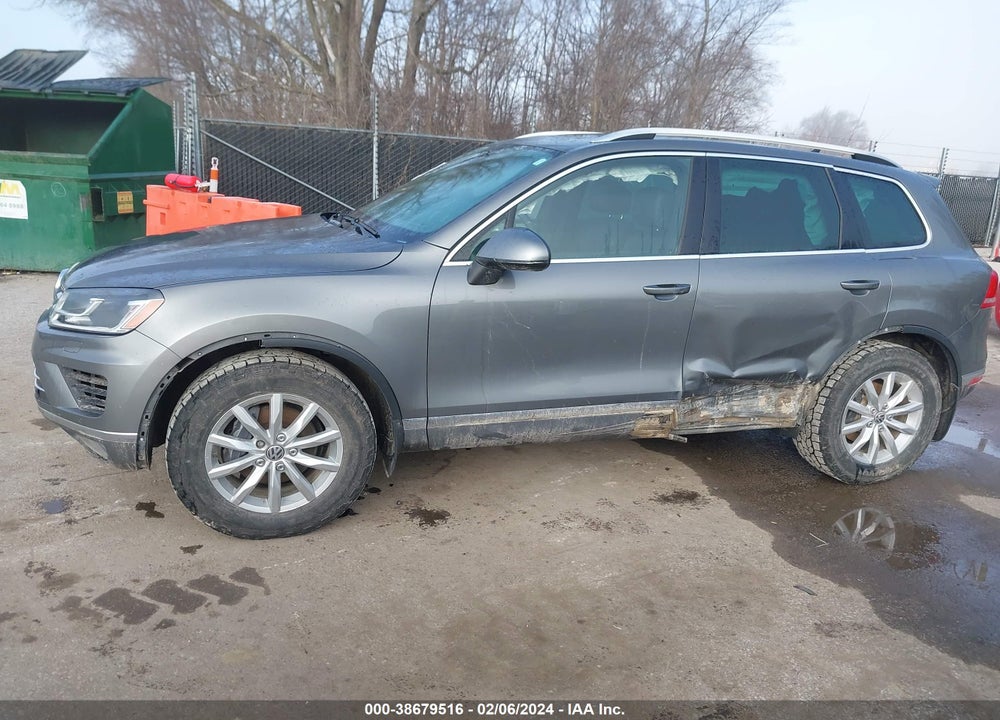 2017 VOLKSWAGEN TOUAREG V6 WOLFSBURG EDITION VIN: WVGRF7BP9HD006887