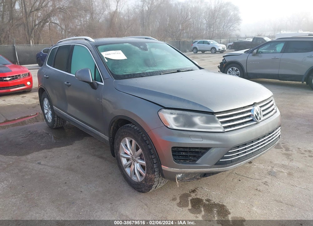 2017 VOLKSWAGEN TOUAREG V6 WOLFSBURG EDITION VIN: WVGRF7BP9HD006887