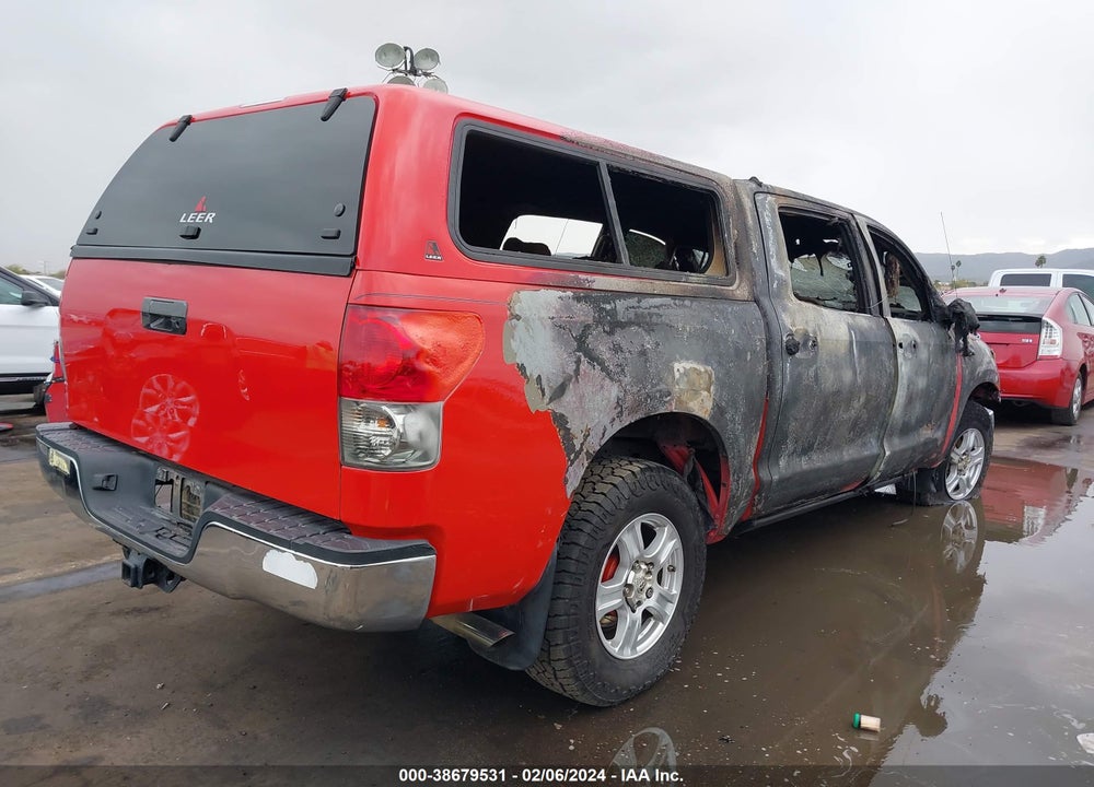 2008 TOYOTA TUNDRA SR5 5.7L V8 VIN: 5TFDV54128X035712