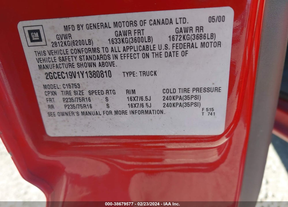 2000 CHEVROLET SILVERADO 1500 LS VIN: 2GCEC19V1Y1380810
