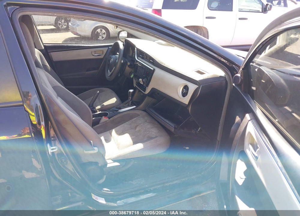 2019 TOYOTA COROLLA LE VIN: 2T1BURHE5KC229252