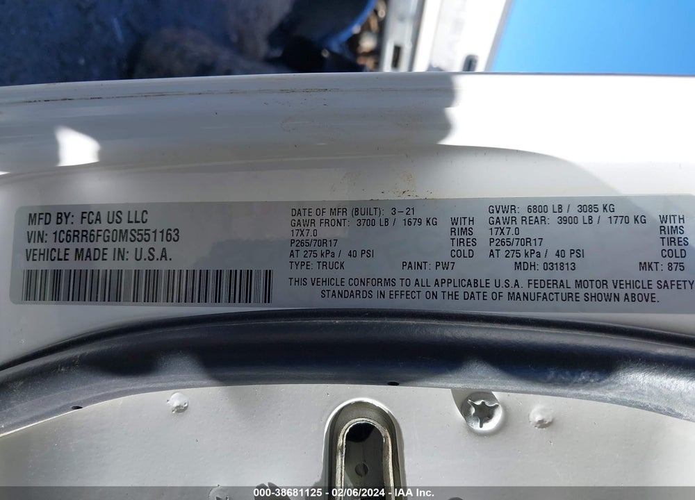 2021 RAM 1500 CLASSIC VIN: 1C6RR6FG0MS551163