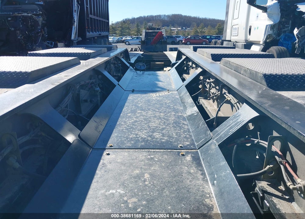 2024 TRAILER ALPHA HD  LOWBOY VIN: 1Z9A3EZ42R1607597