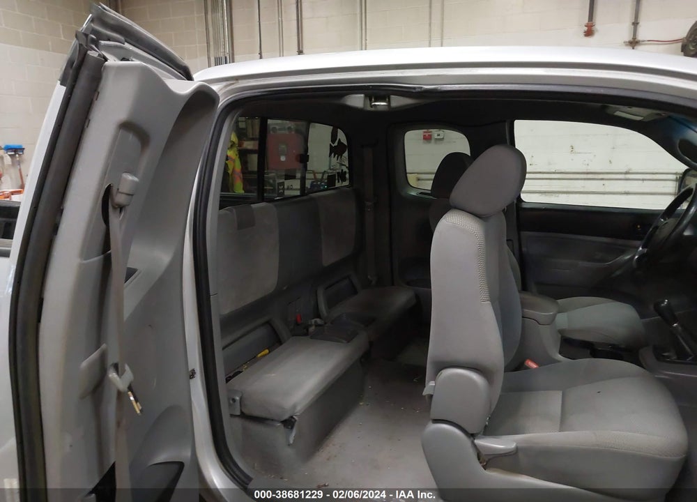 2008 TOYOTA TACOMA BASE V6 VIN: 5TEUU42N78Z525915