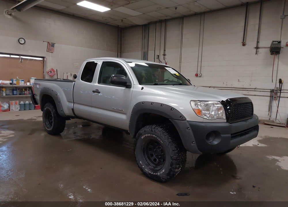 2008 TOYOTA TACOMA BASE V6 VIN: 5TEUU42N78Z525915