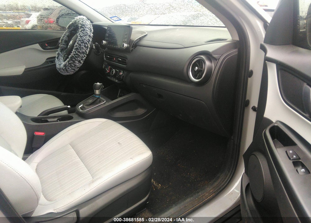 2022 HYUNDAI KONA SEL VIN: KM8K62AB9NU920157
