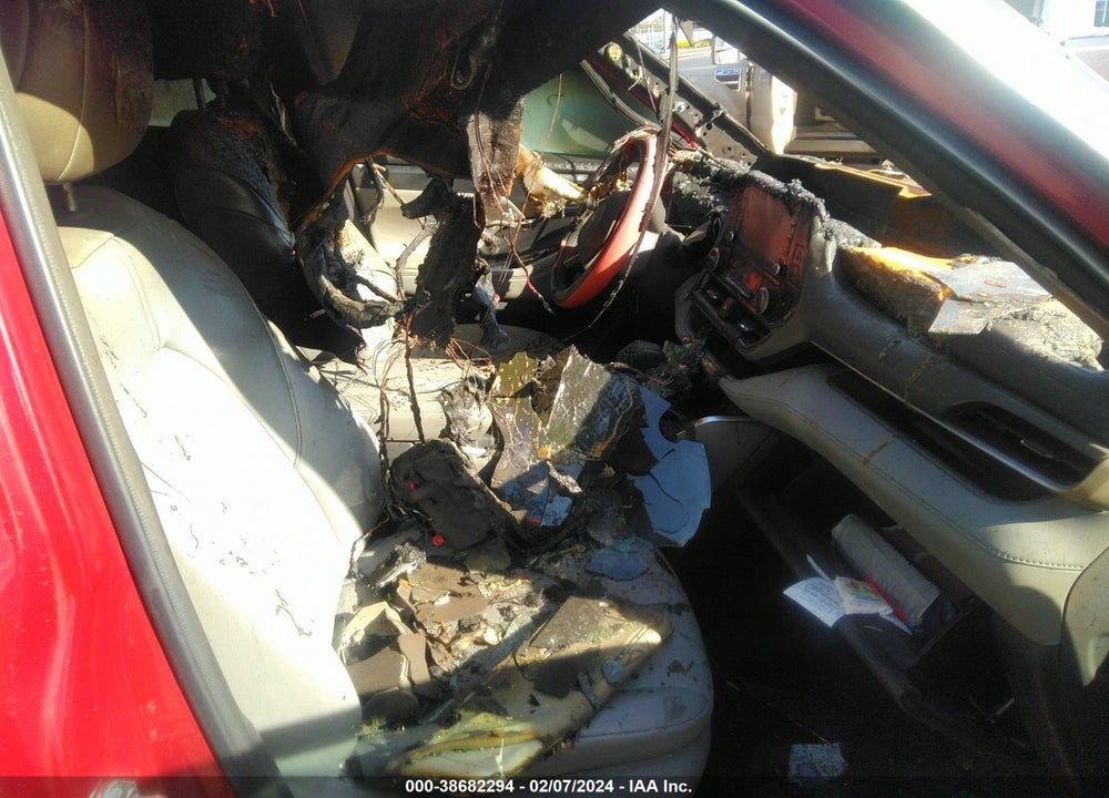 2022 TOYOTA HIGHLANDER XLE VIN: 5TDGZRBH3NS593658