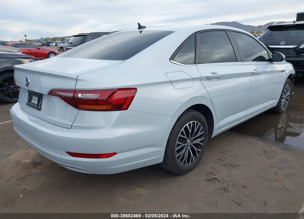 2019 VOLKSWAGEN JETTA 1.4T SEL VIN: 3VWE57BU9KM052997