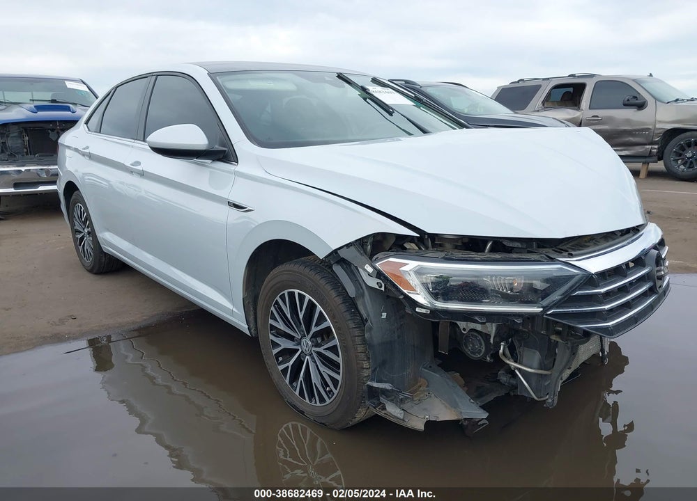 2019 VOLKSWAGEN JETTA 1.4T SEL VIN: 3VWE57BU9KM052997