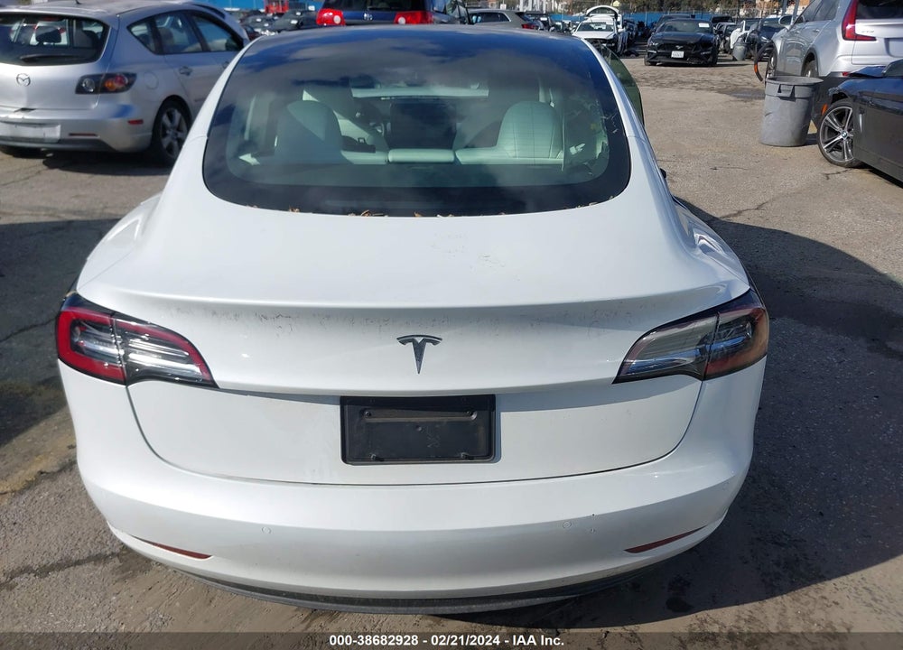 2022 TESLA MODEL 3 REAR-WHEEL DRIVE VIN: 5YJ3E1EA1NF372882