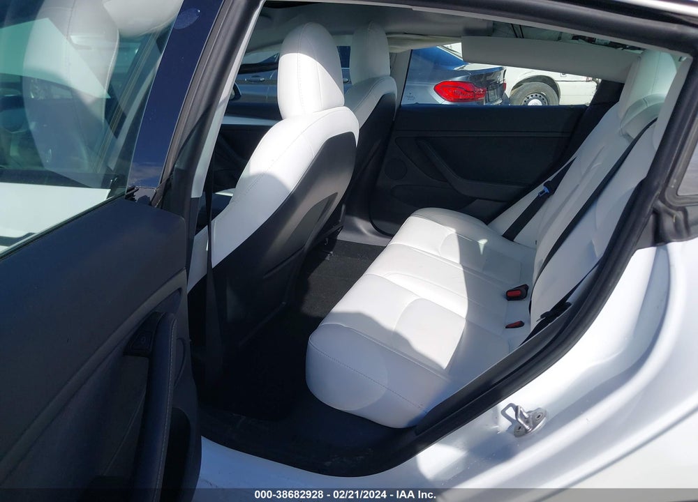 2022 TESLA MODEL 3 REAR-WHEEL DRIVE VIN: 5YJ3E1EA1NF372882