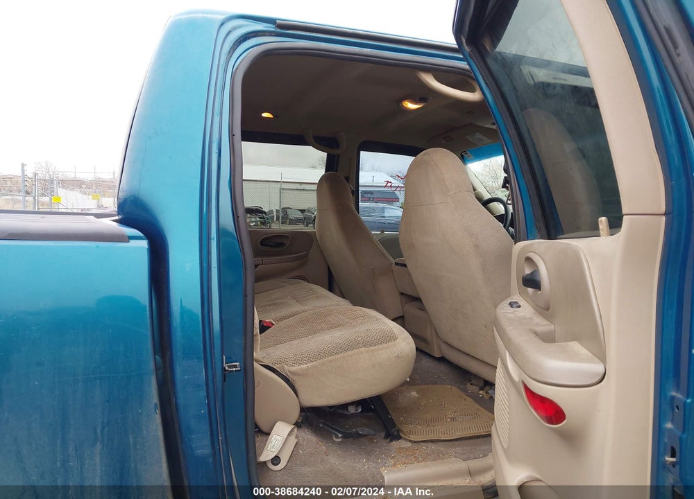 2001 FORD F-150 SUPERCREW KING RANCH EDITION/LARIAT/XLT VIN: 1FTRW08L11KE21588