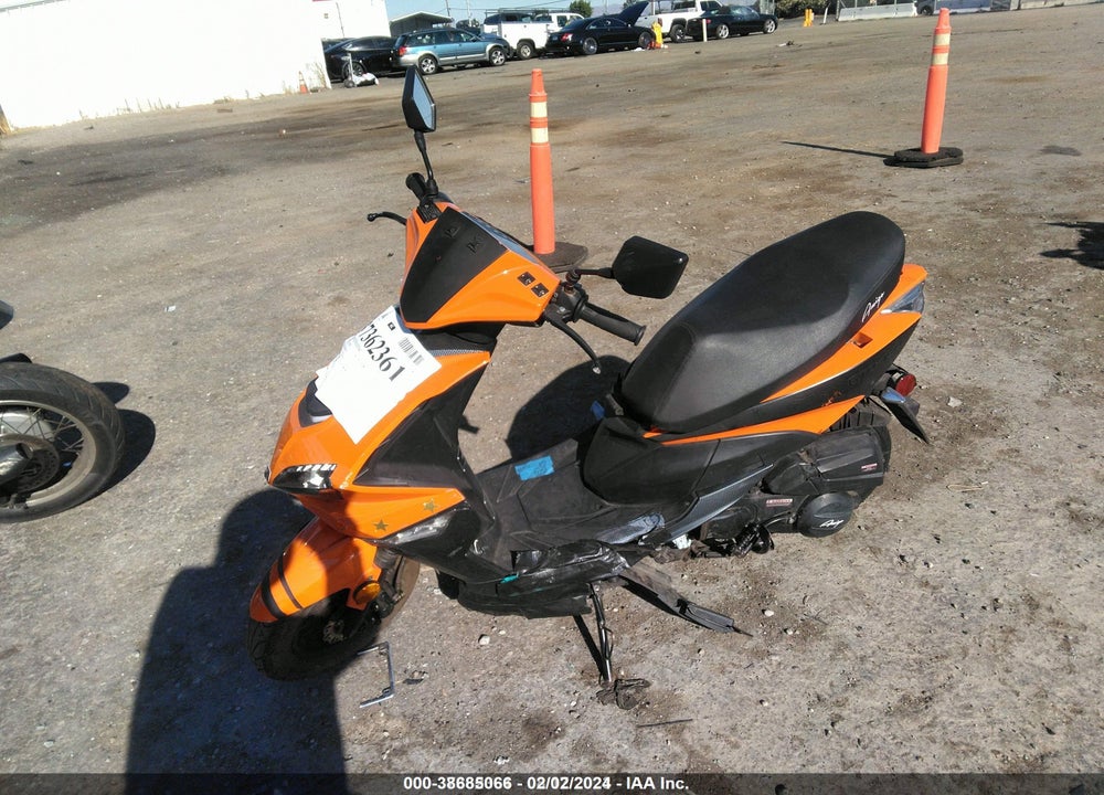 2022 SCOOTER 50CC VIN: LB5TMCBLXNZ500550