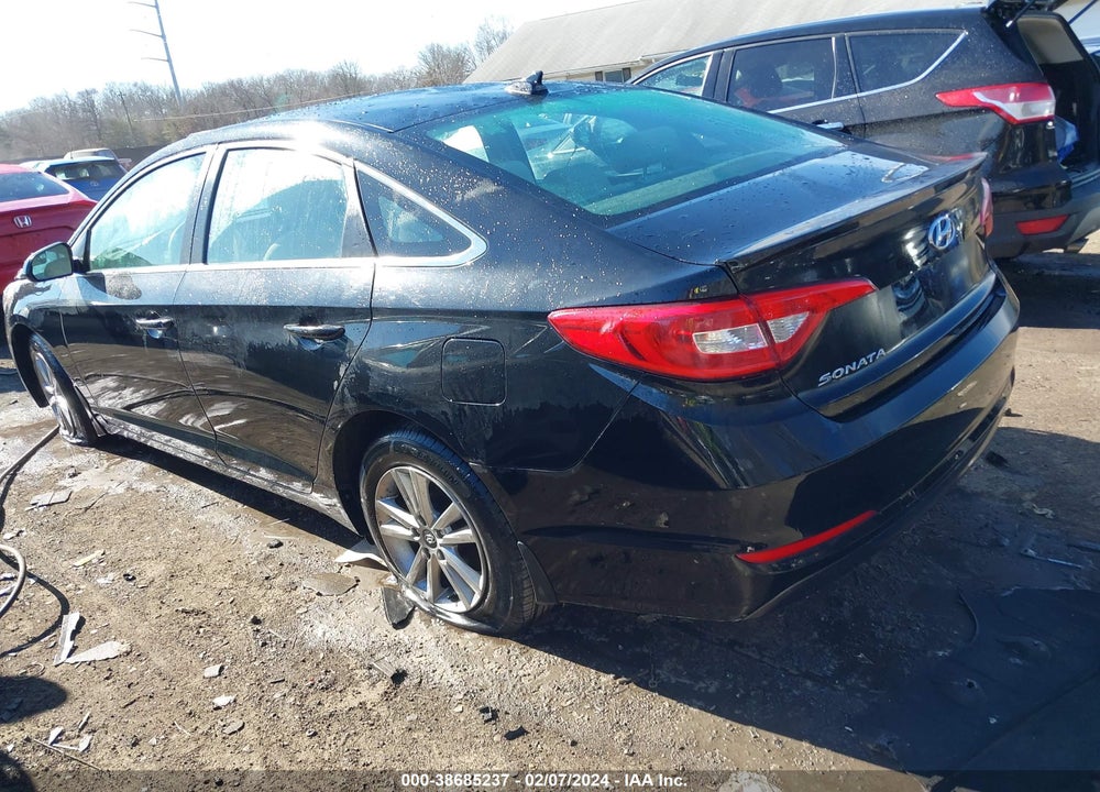 2016 HYUNDAI SONATA SE VIN: 5NPE24AF1GH380974