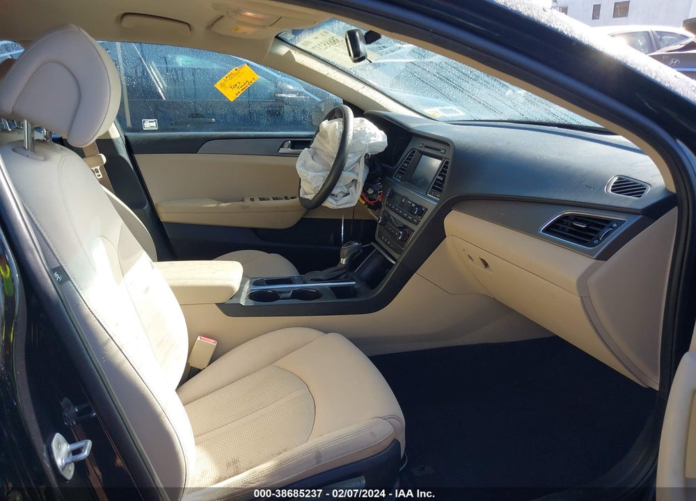 2016 HYUNDAI SONATA SE VIN: 5NPE24AF1GH380974