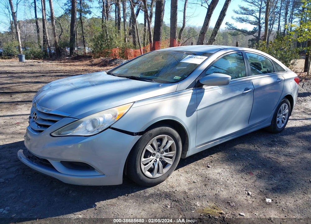 2013 HYUNDAI SONATA GLS VIN: 5NPEB4AC8DH516681