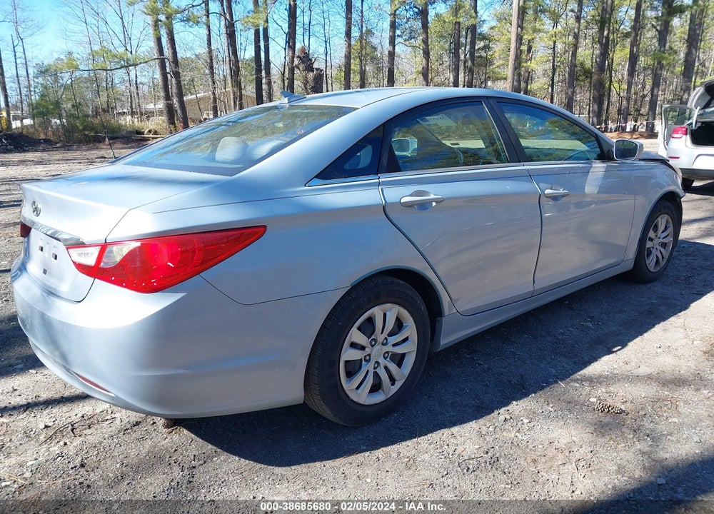 2013 HYUNDAI SONATA GLS VIN: 5NPEB4AC8DH516681