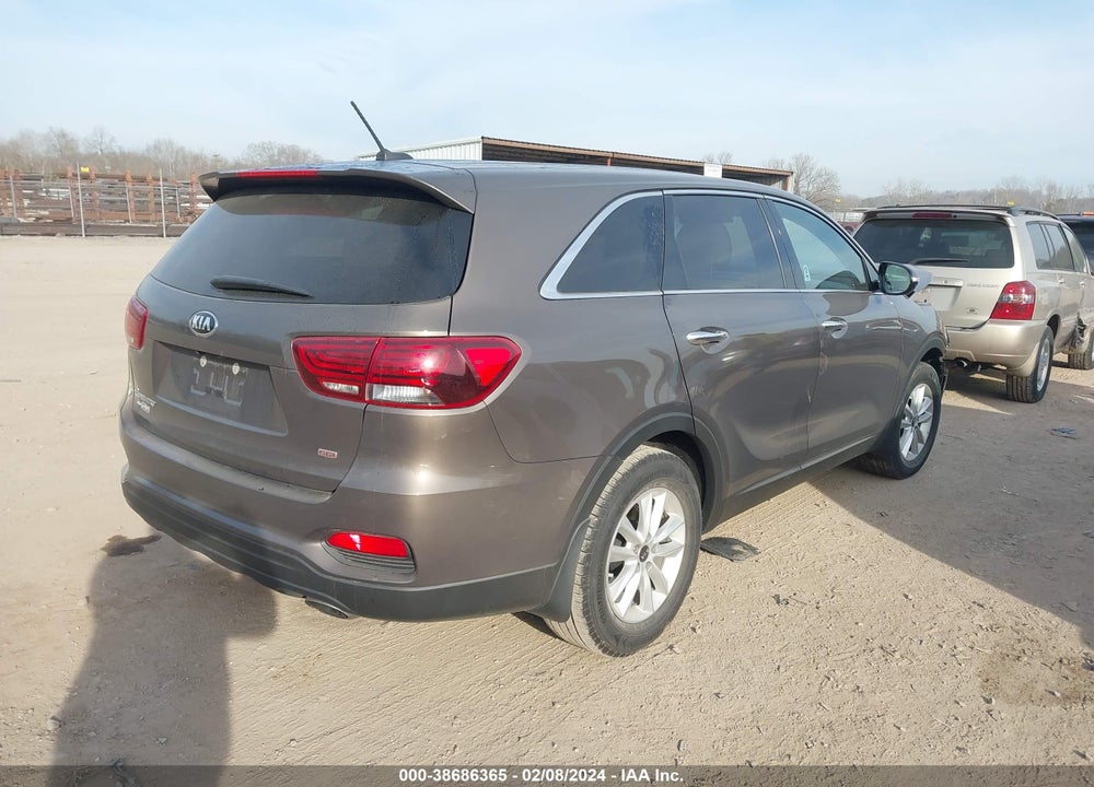 2020 KIA SORENTO 2.4L LX VIN: 5XYPG4A34LG645534