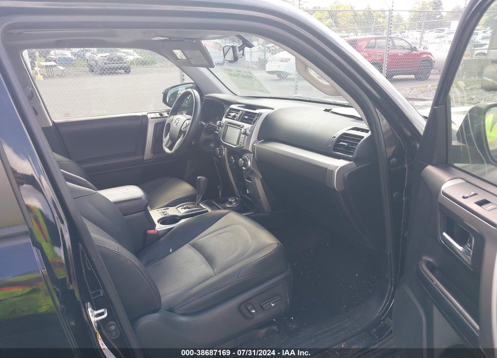 2019 TOYOTA 4RUNNER SR5 PREMIUM VIN: JTEBU5JR5K5639662