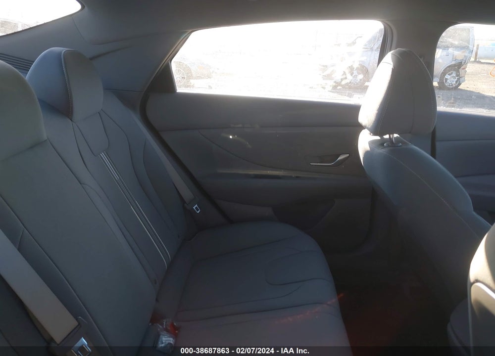 2023 HYUNDAI ELANTRA SEL VIN: 5NPLM4AGXPH094101