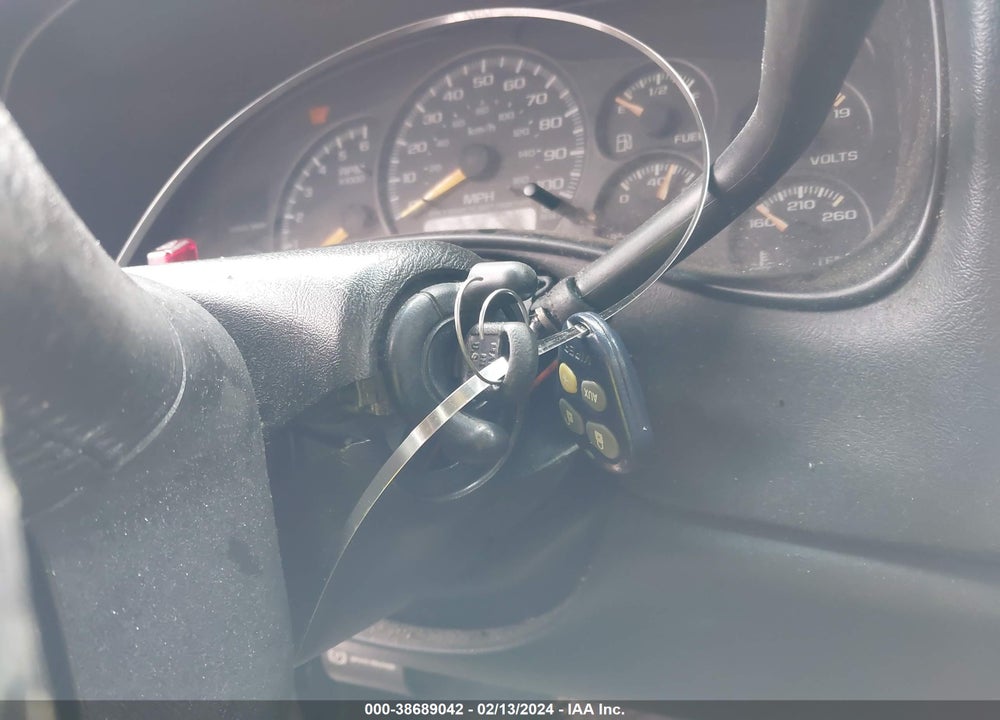 2000 CHEVROLET SILVERADO 1500 LS VIN: 1GCEK19V9YE376277