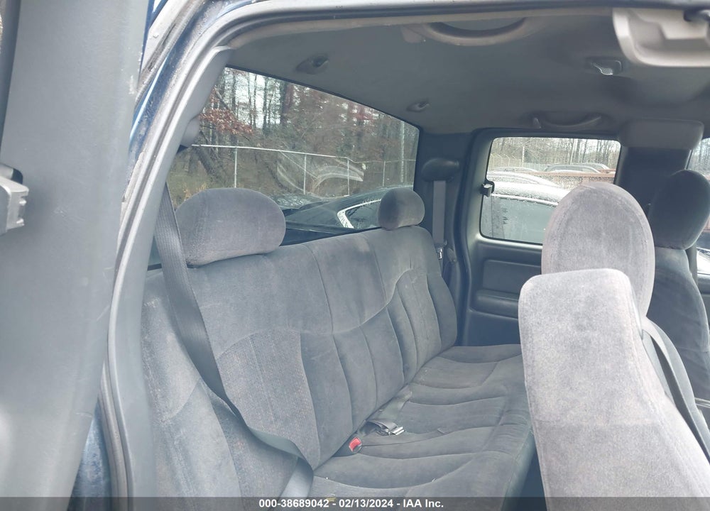 2000 CHEVROLET SILVERADO 1500 LS VIN: 1GCEK19V9YE376277