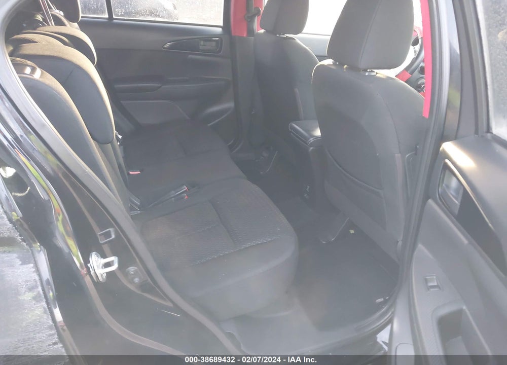 2018 MITSUBISHI ECLIPSE CROSS LE VIN: JA4AT4AA3JZ060629