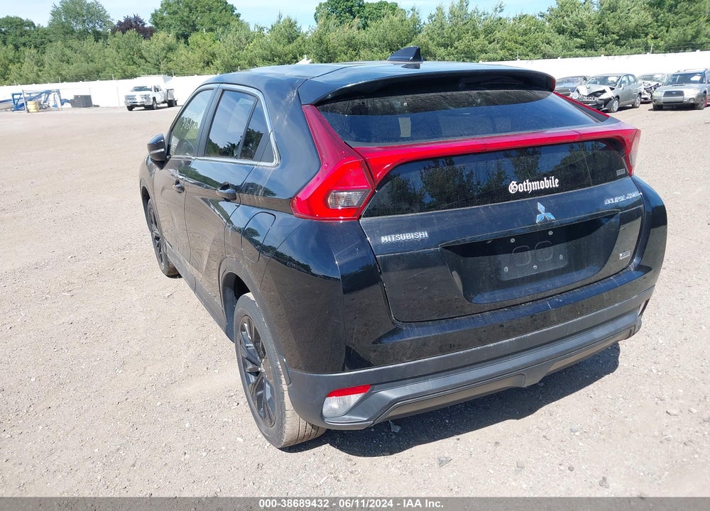 2018 MITSUBISHI ECLIPSE CROSS LE VIN: JA4AT4AA3JZ060629
