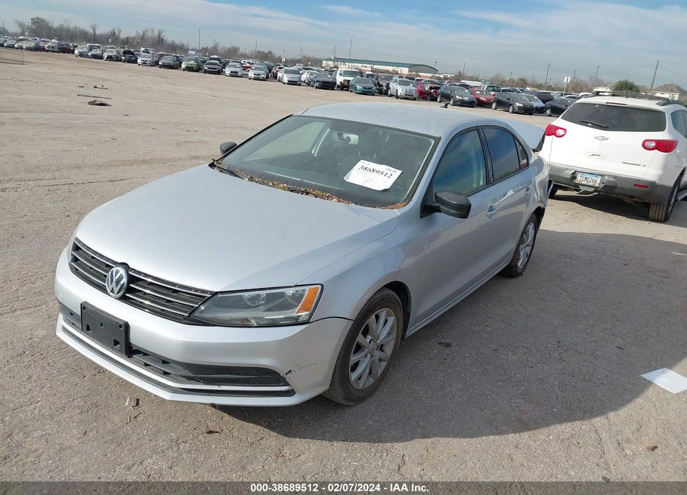 2015 VOLKSWAGEN JETTA 1.8T SE VIN: 3VWD17AJ3FM257669
