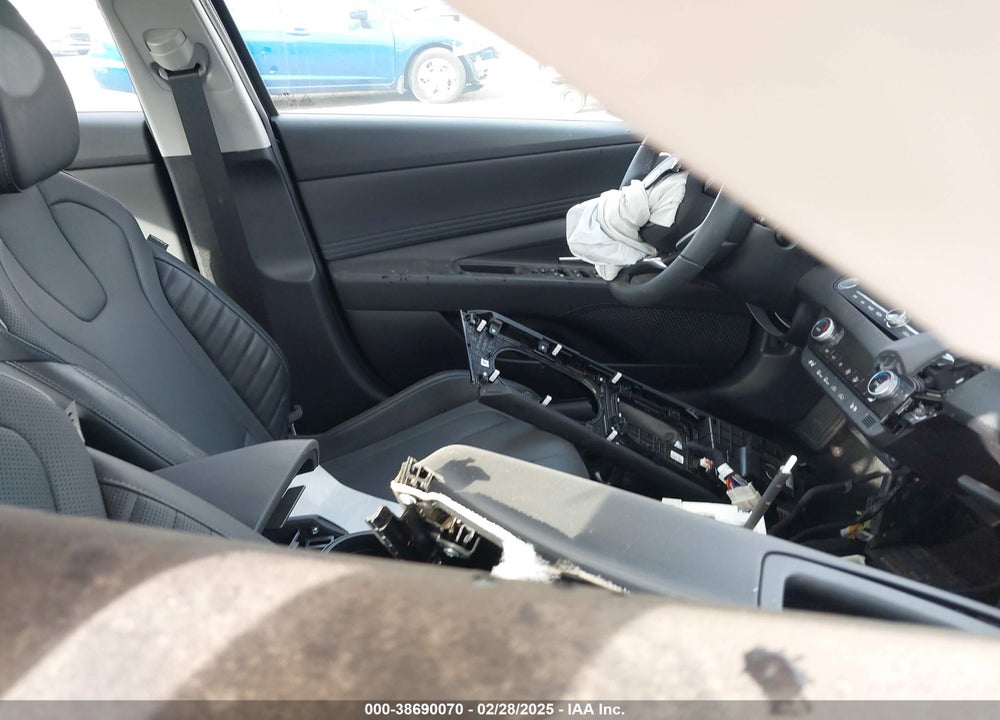 2023 HYUNDAI ELANTRA VIN: KMHLN4AJ6PU071022