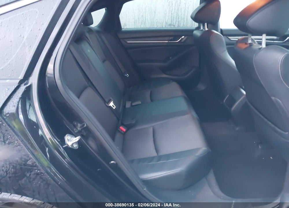 2018 HONDA ACCORD SPORT VIN: 1HGCV1F3XJA181630