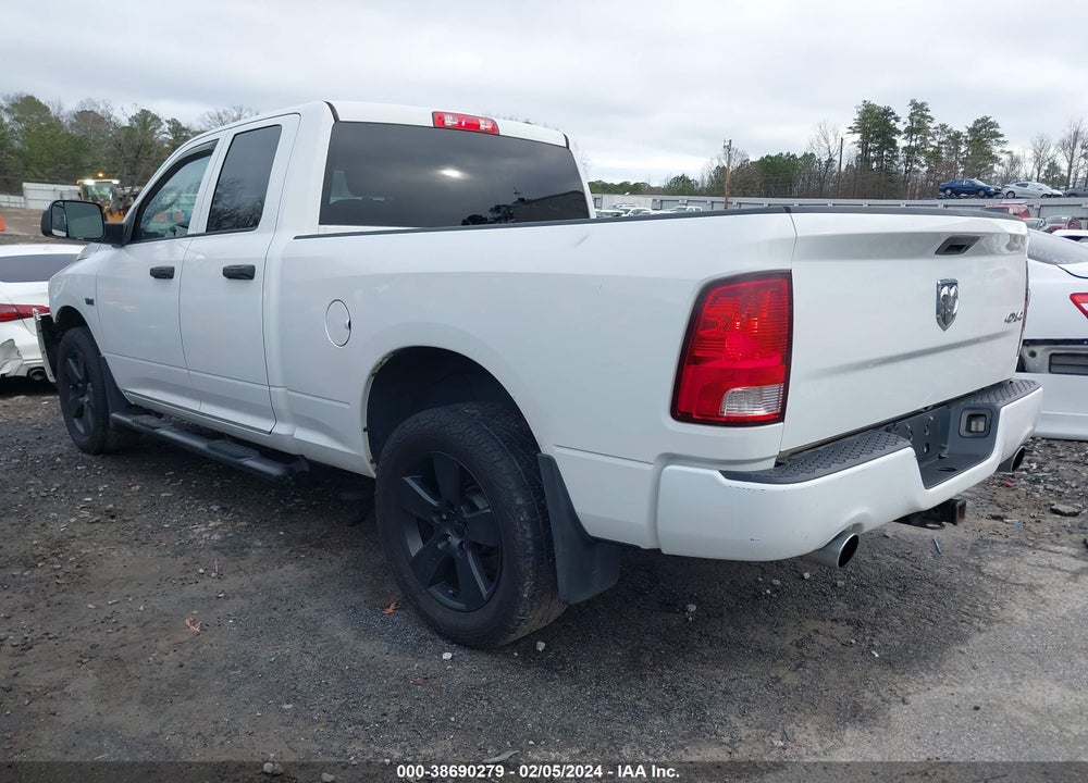 2012 RAM 1500 ST VIN: 1C6RD7FT7CS326092