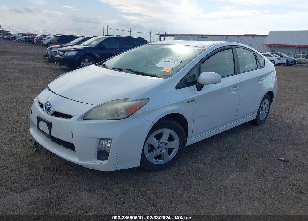 2011 TOYOTA PRIUS TWO VIN: JTDKN3DU8B5370773