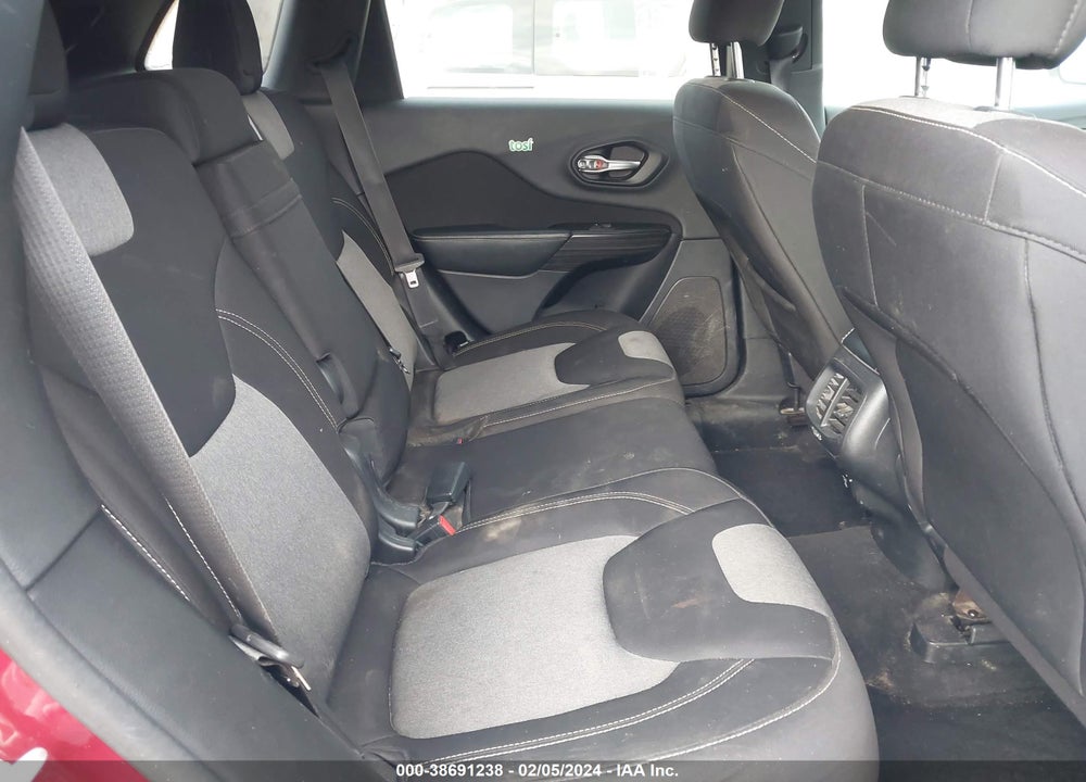 2014 JEEP CHEROKEE LATITUDE VIN: 1C4PJMCS5EW227799