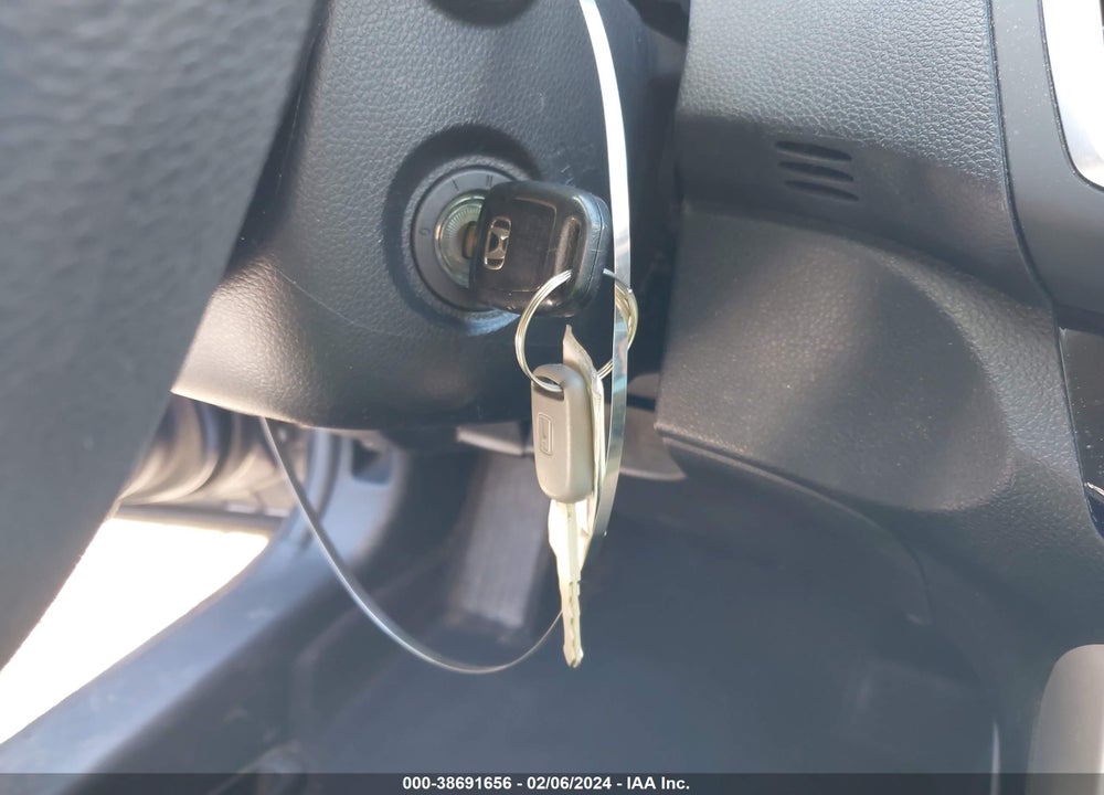 2016 HONDA ACCORD VIN: 1HGCR2F32GA146549